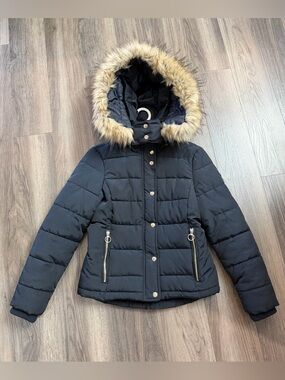Topshop Black Quilted Hooded Puffer Jacket with Faux Fur Trim